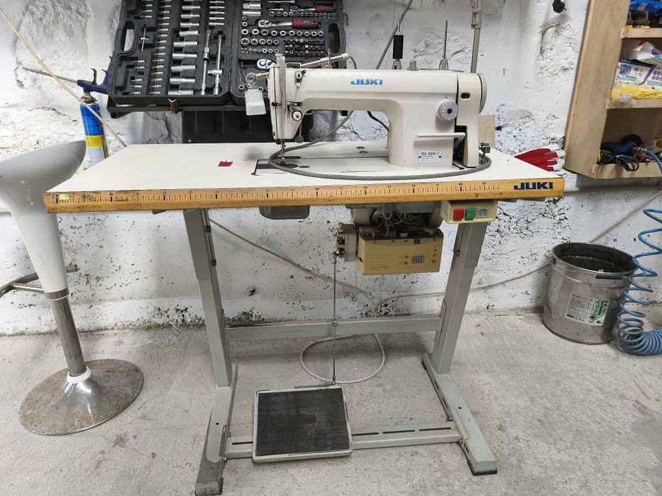 Професионална едноиглова права шевна машина Juki