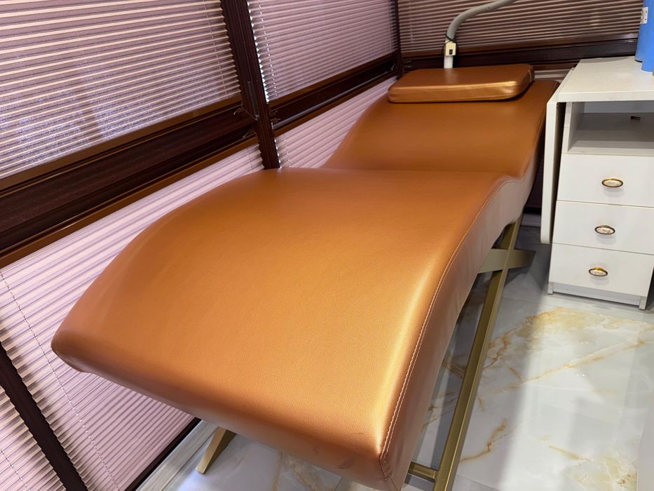 Кушетка для лашмейкнра