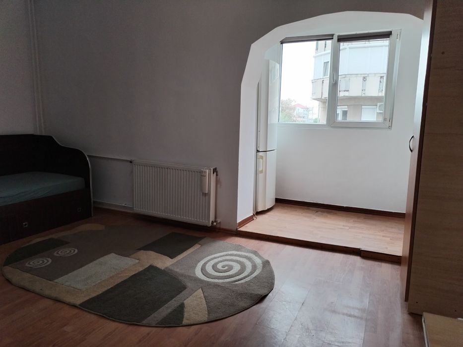 Dau in chirie garsoniera