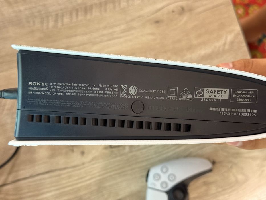 PlayStation 5 Slim 1TB oyinlari bilan