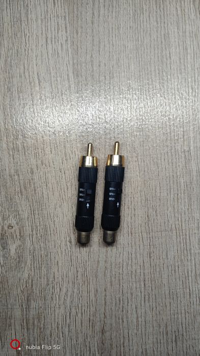 Atenuator pasiv de nivel RCA