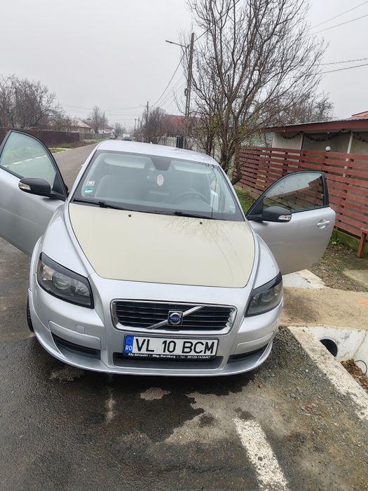 Vând volvo c30 1.6