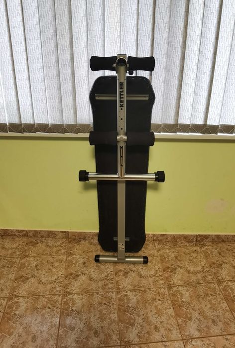 Продавам лежанка за коремни преси Kettler