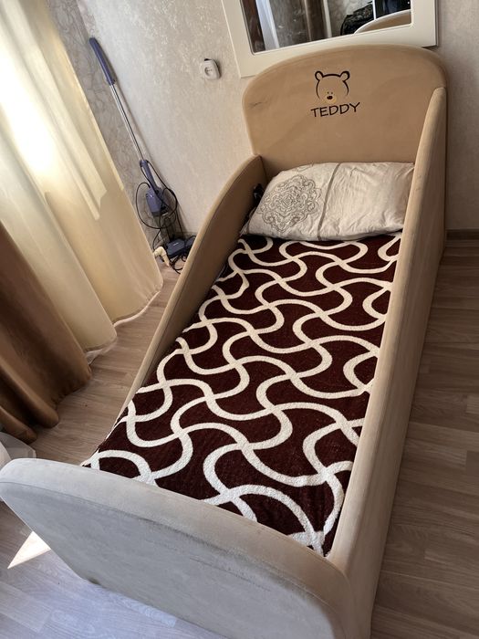 Продам датскую кровать