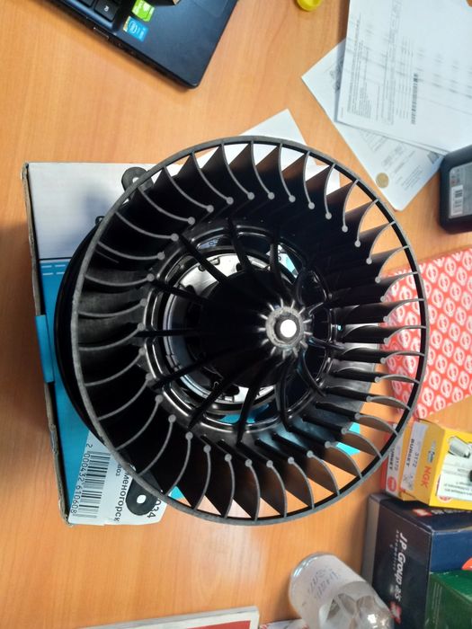 Вентилятор салона на Мерседес w210