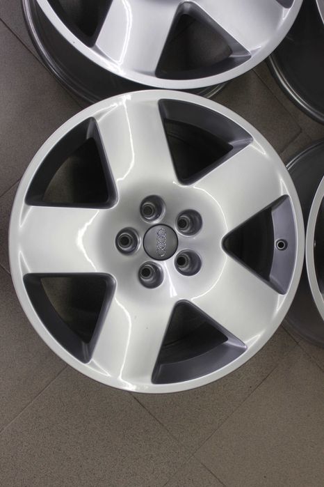 Джанти 18" Audi A8 (D3), A6 (C6)