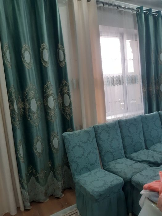 Продам Стол стулья Горку и Шторы