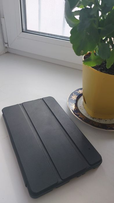 Срочно продам планшет Самсунг Таб А-9