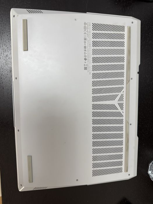 Lenovo Legion 5 Pro 16” – Ryzen 7 5800H – RTX 3070 – 32GB RAM – DEFECT