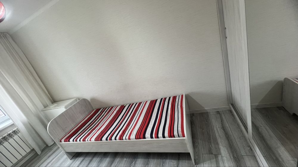 Продам кровать .       .     .