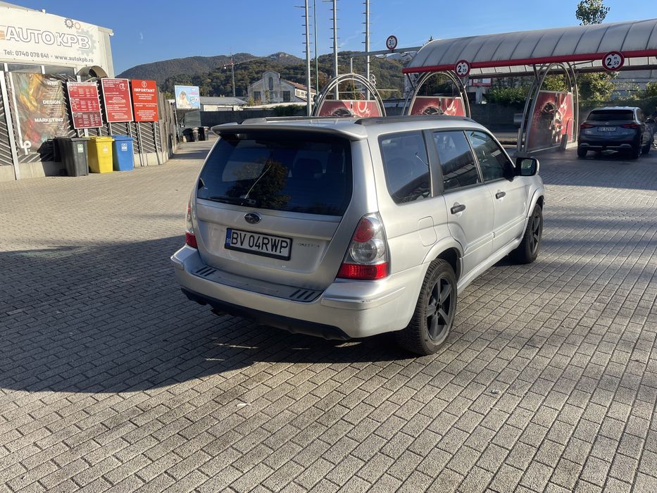 Subaru Forester xt SG9