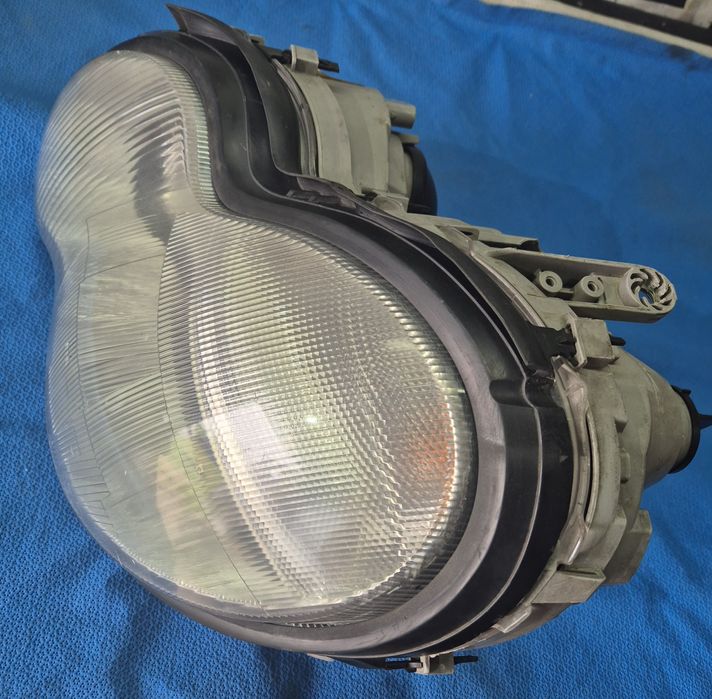 Ляв фар мерцедес w203 2004г седан