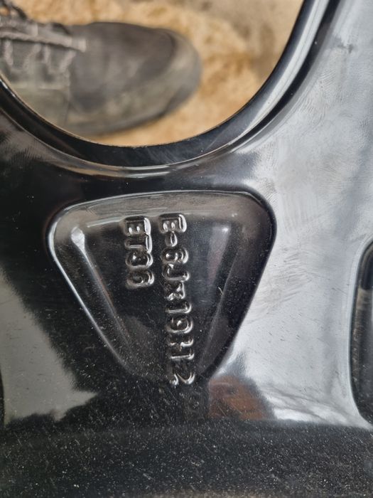 Резервна гума  атерица за Audi Q7 Q5 Tuareg 175/55/18