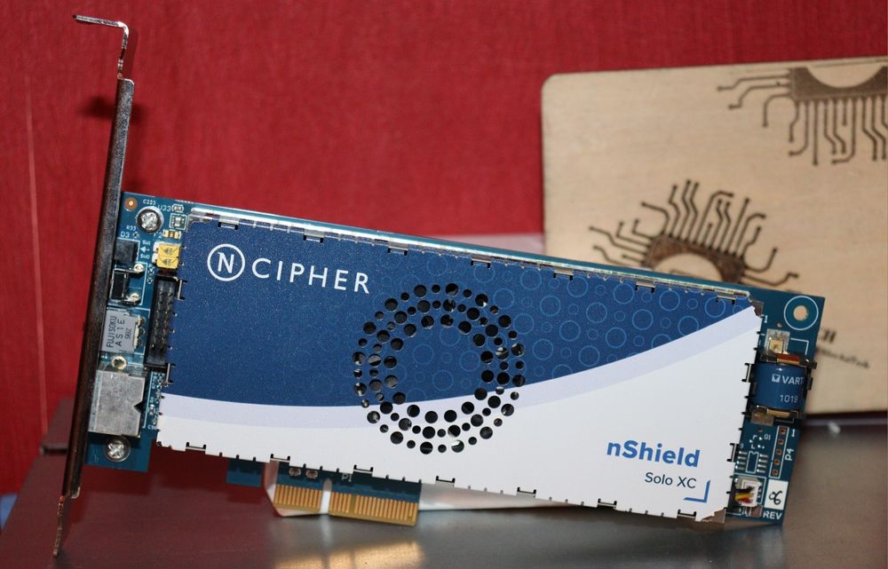 Hardware Security Module Entrust  nShield Solo XC nC3025E-000