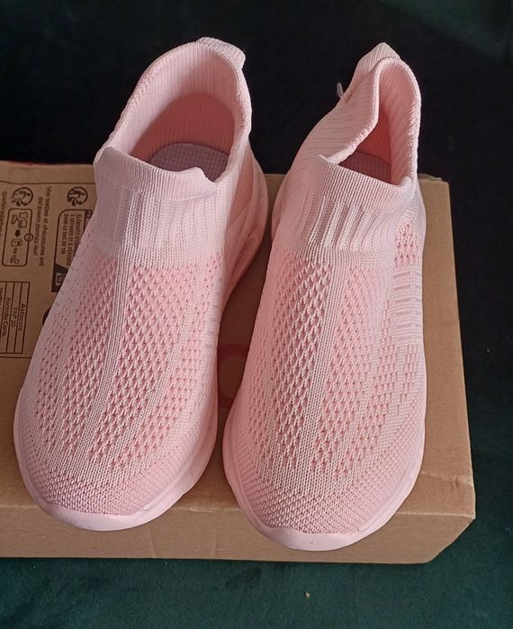 Vand adidași fete marimea 29