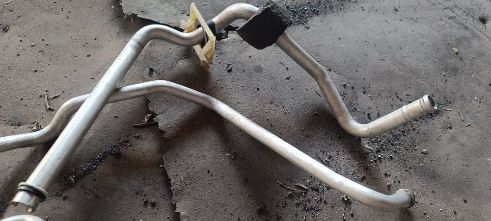 Трубки радиатора печки Мерседес c180