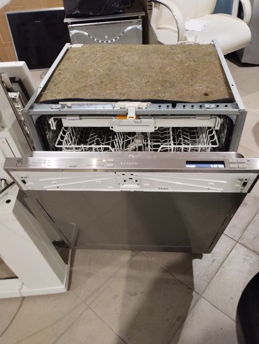 Съдомиялна MIELE Auto Open за Пълно Вграждане