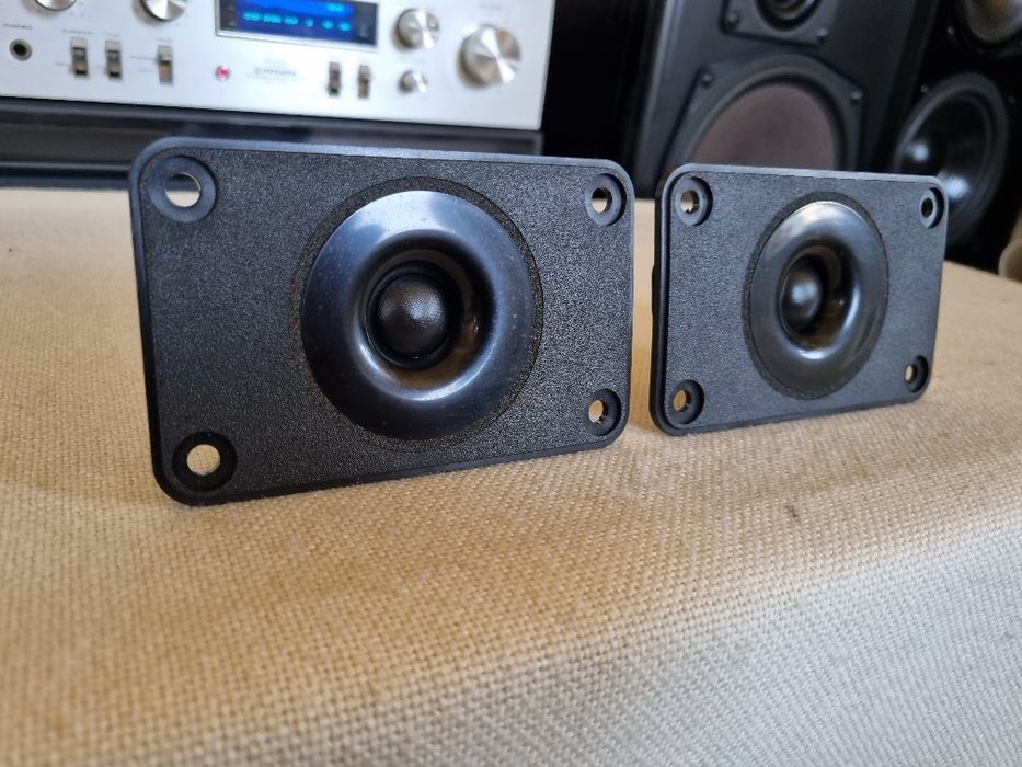 Set Tweetere Revox. 4 ohms, 50 watts, 12x7,5 cm. Perfecta stare