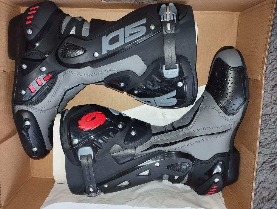 Мото ботуши Sidi 39 (отговарят на 38)