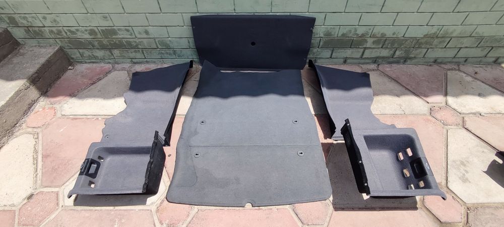 Комплект обшивок багажника е39