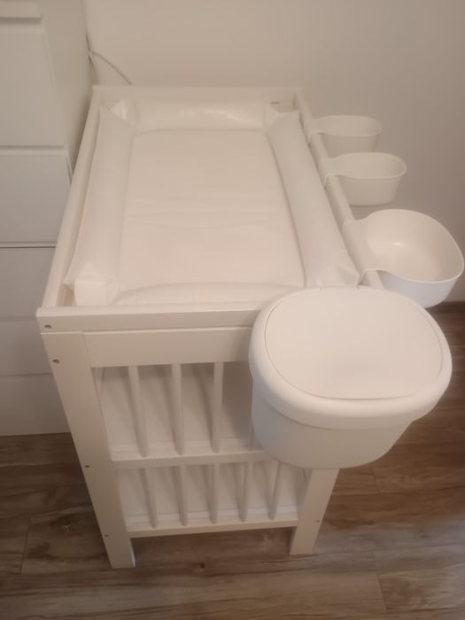 Masa de înfășat Gulliver Ikea  + accesorii