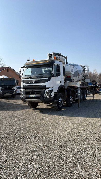 Autobetoniera Volvo FMX 500 cu pompa
