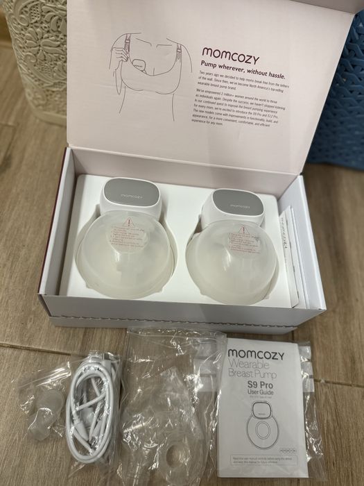 Momcozy Wearable Breast Pump