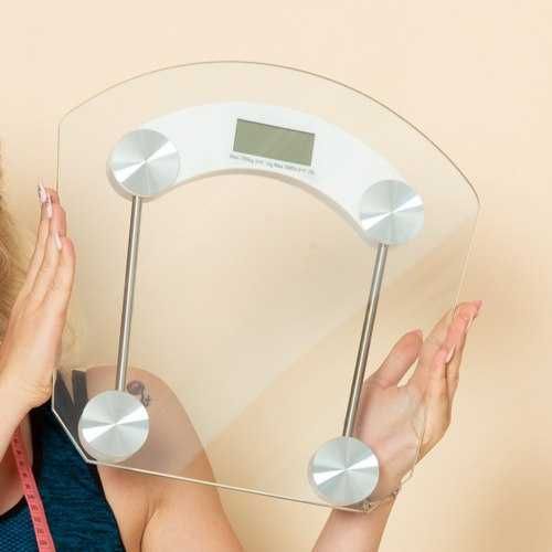 Tarozi sotiladi. 180 kg o'lchaydi. Весы. Dostavka bor