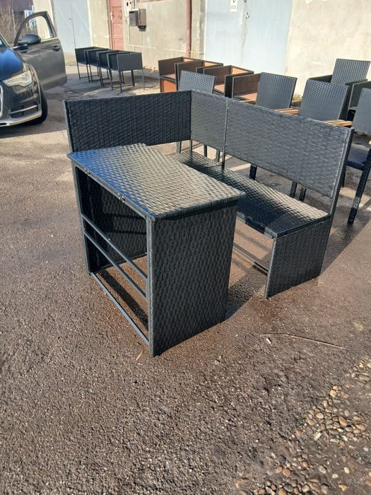 Colțar de ratan de terasa cu masa preț 400 lei