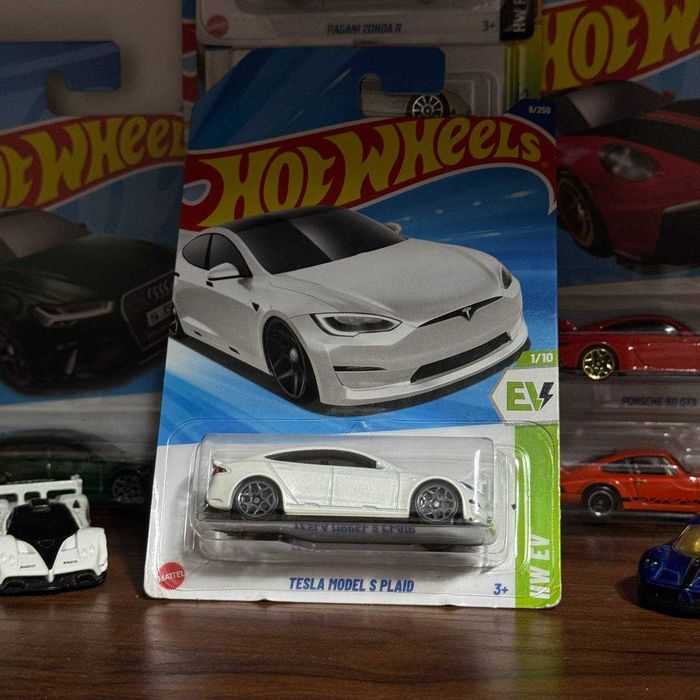 Hot wheels mainline