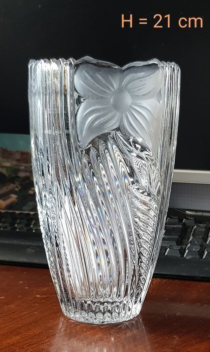 Vaze din cristal