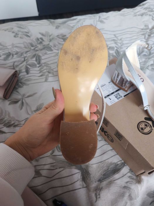 Детски официални сандали