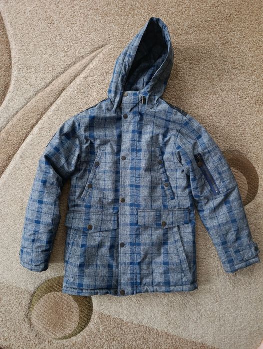 Продам куртку для мальчика