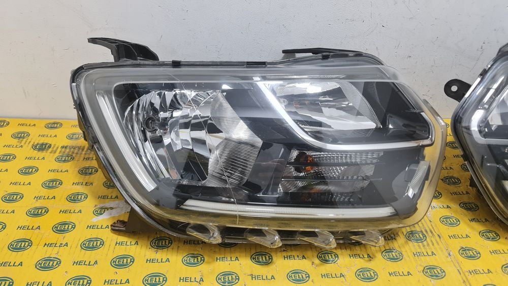 Far faruri halogen led drl Dacia Duster 2 facelift