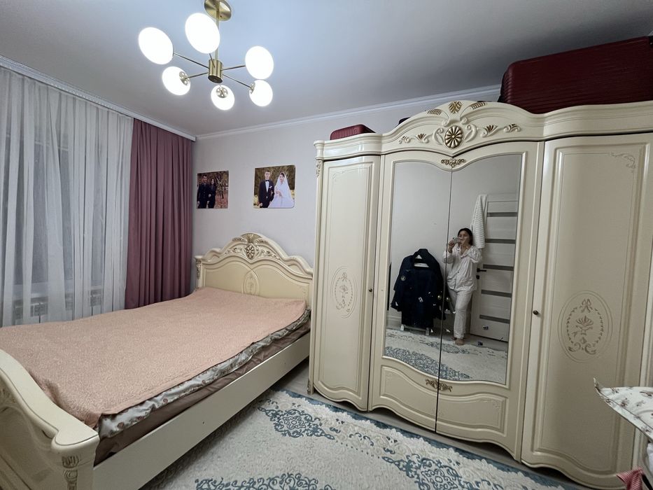 Продам Спальный гарнитур