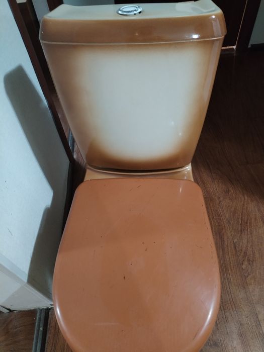 Продам унитаз б/у