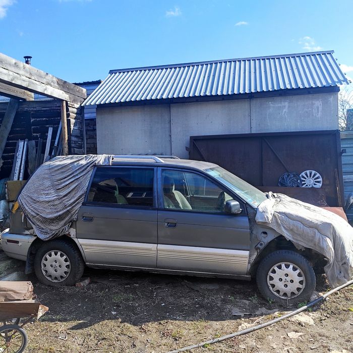 Продам Mitsubishi space wagon