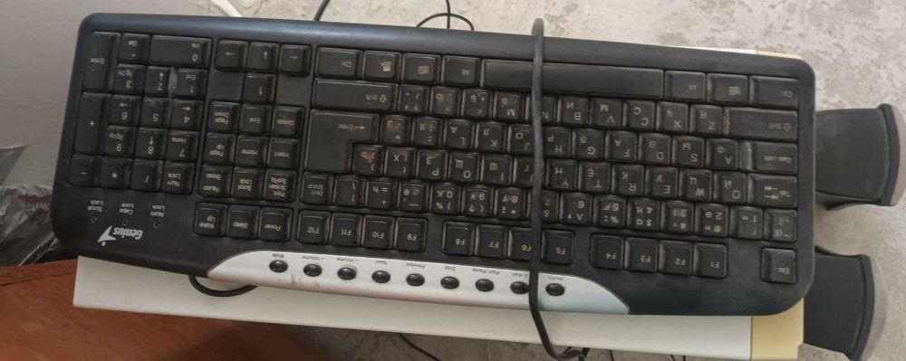 Personal Computer sotiladi