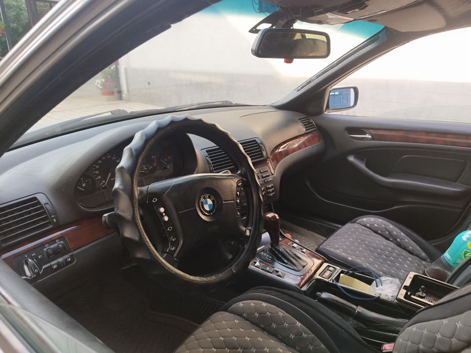 Продам BMW E46 Ресталинг