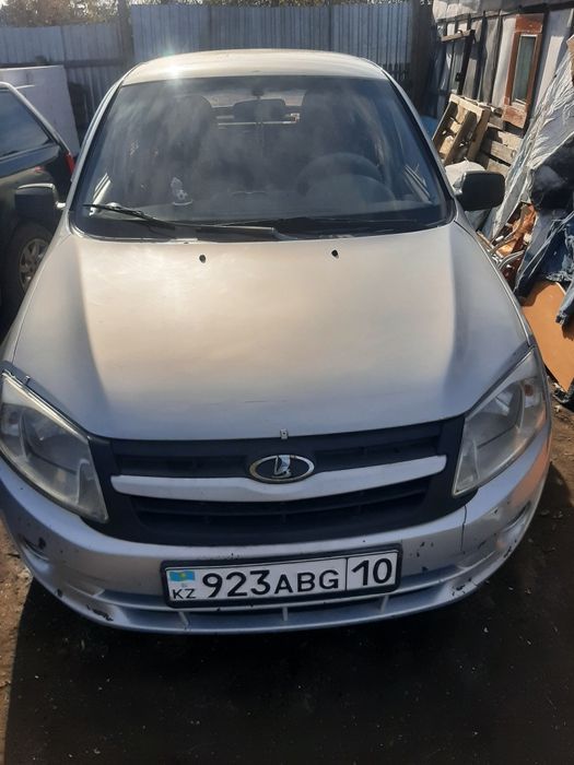 Лада гранта 2012г.