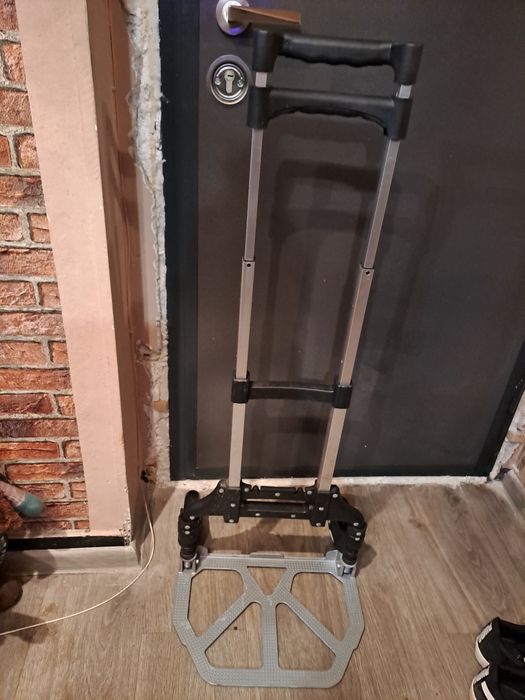 Carucior transportabil pliabil