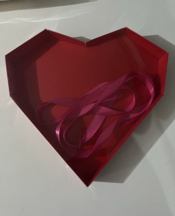 Крафтовые коробки