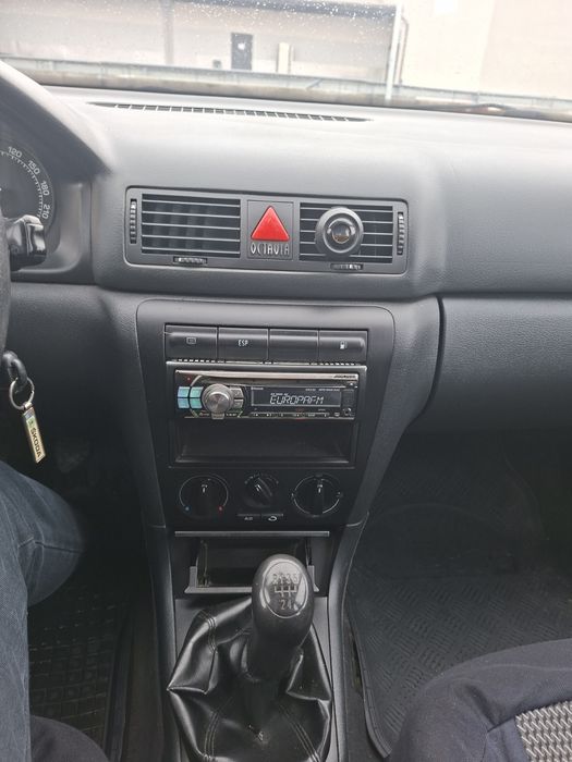 Skoda octavia 1.6  2007