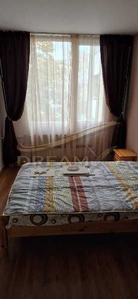 Двустаен апартамент под наем в Тракия! 71906857