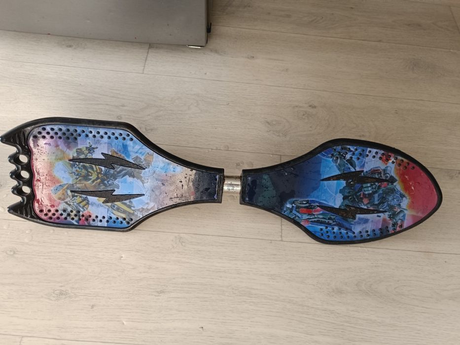 Продам скейт и пийнборт