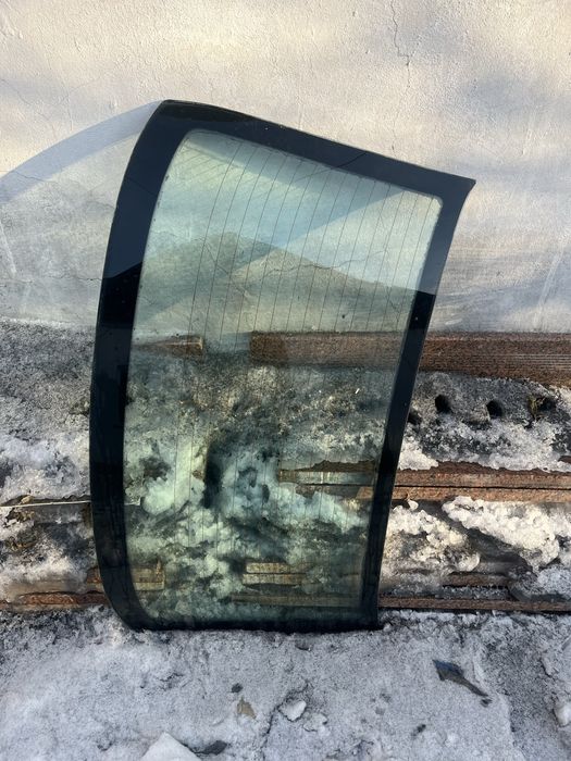 Лобовой приора задний