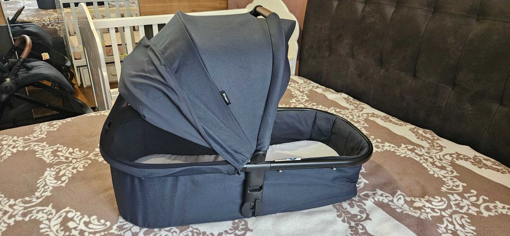 Maxi cosi комбинирана количка 2х1 street plus essentis graphite