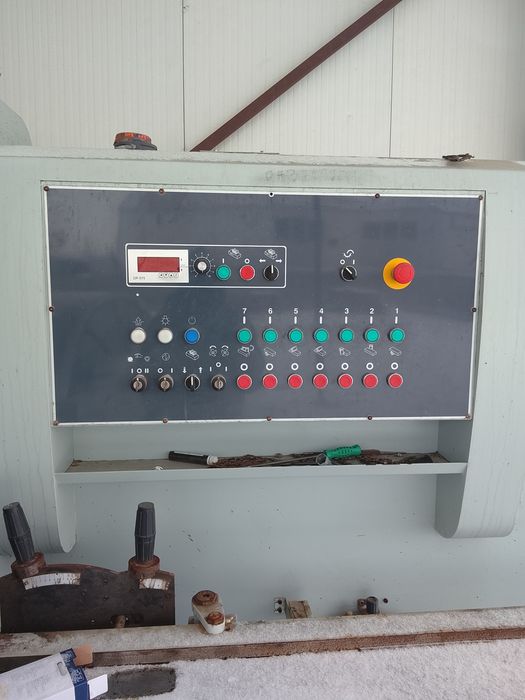 OCAZIE !!! Mașină de rindeluit 4 fete !