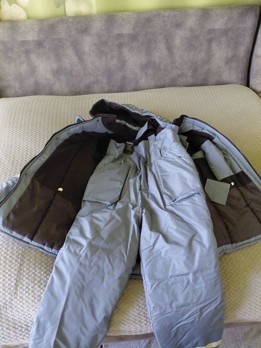 Продам зимний костюм