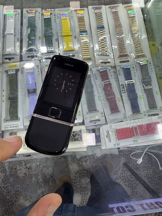 Srochna Nokia 8800 Sotiladi